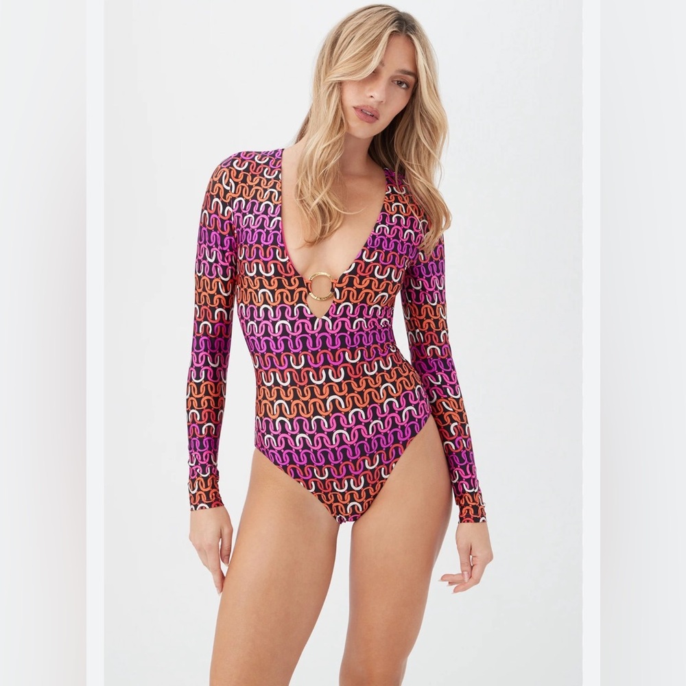 TRINA TURK SWIM Women's Echo Long Sleeve Ring Front One Piece Paddle Suit size S